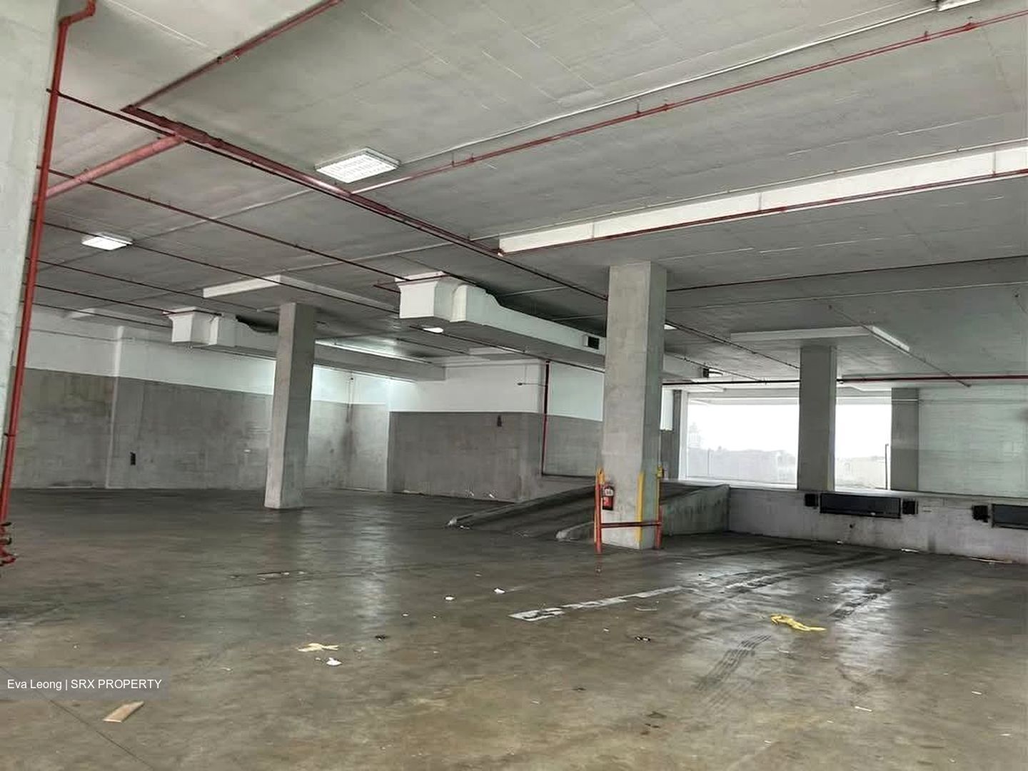 Commonwealth Secondary School (D22), Warehouse #555028351